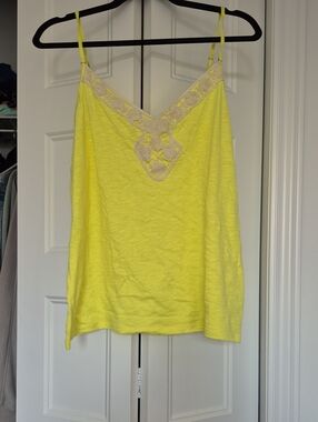 American Eagle Outfitters Yellow Lime Lace-Trim Camisole Xl 2013